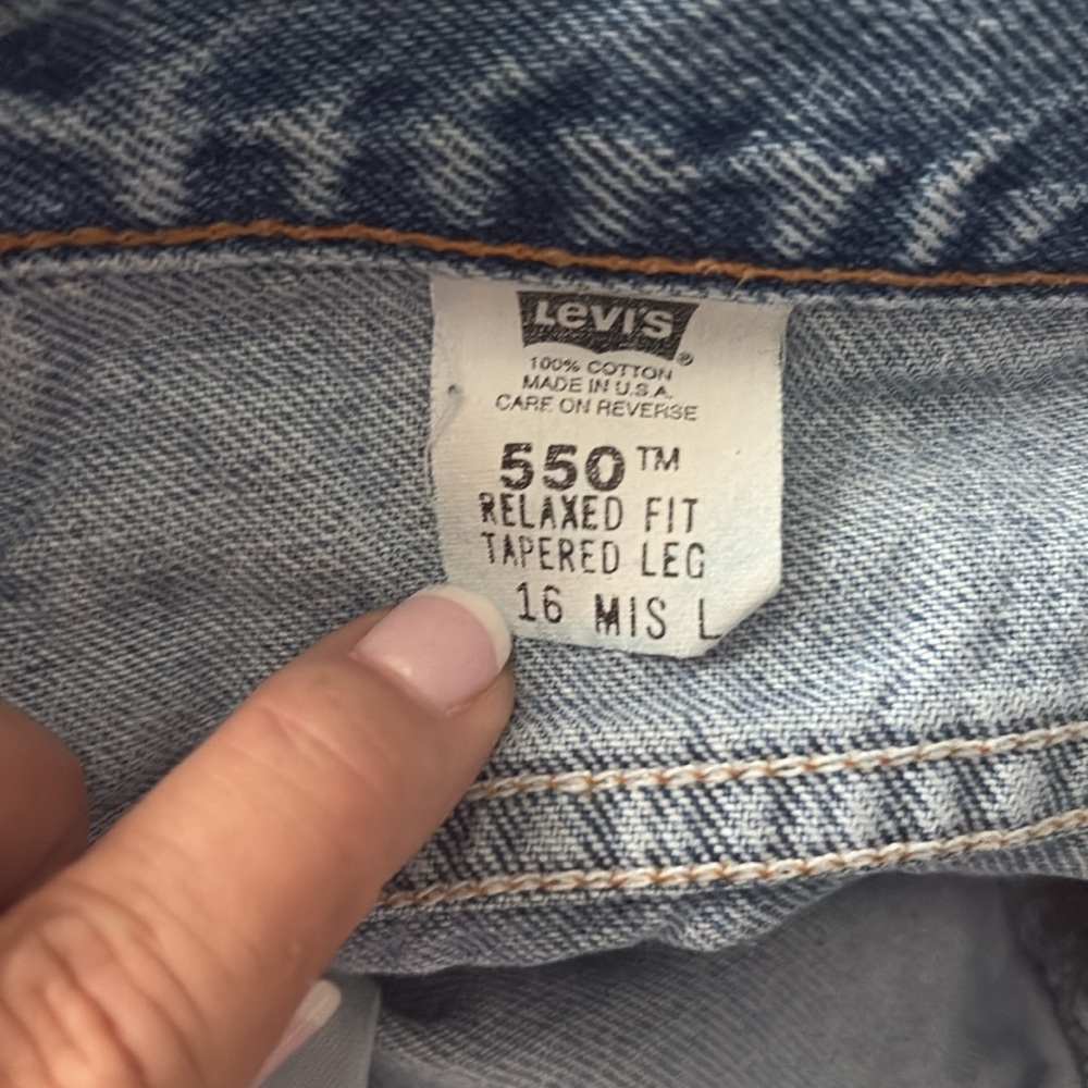 LEVI’s 550 VINTAGE Classic Blue Jeans Size 16 -- CLOSET STAPLE!!! - Picture 8 of 8